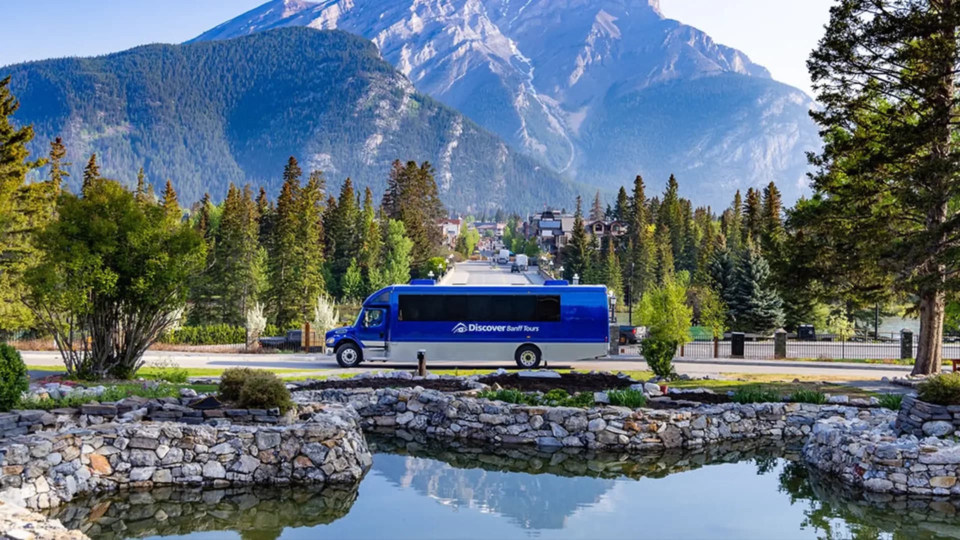 Comfortable round-trip transportation from Calgary